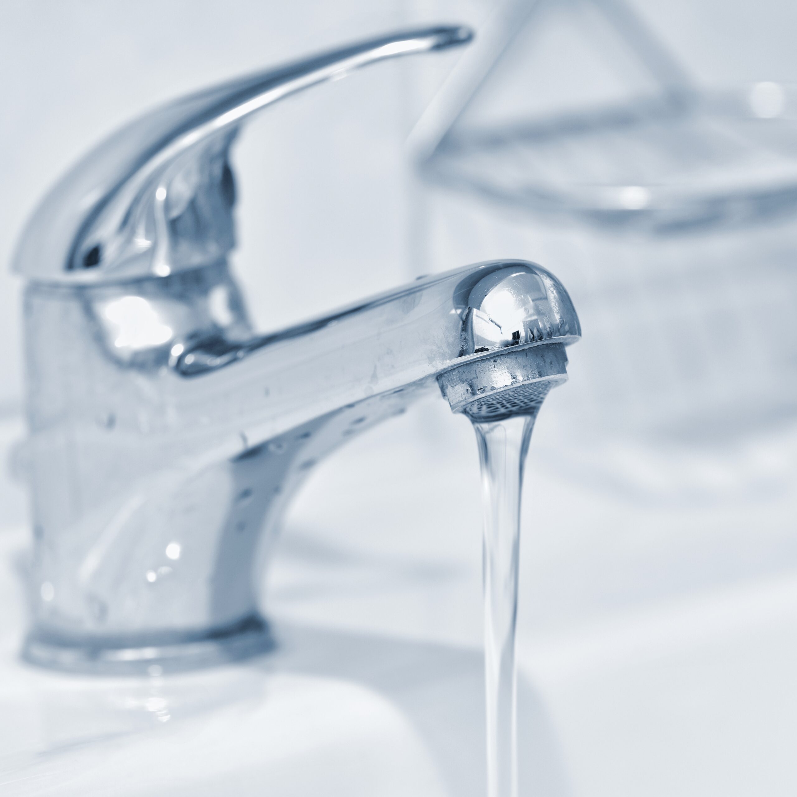 close-up-water-running drinking water station